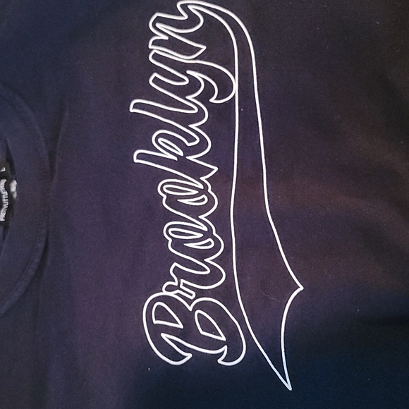 AWRSOME PRETTY LITTLE THING NAVY BROOKLYN CREWNECK - Picture 2 of 6